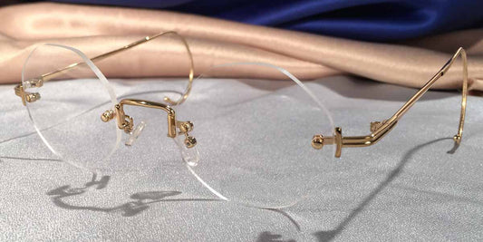 Distinctive Rimless Eye Frames – Focusers
